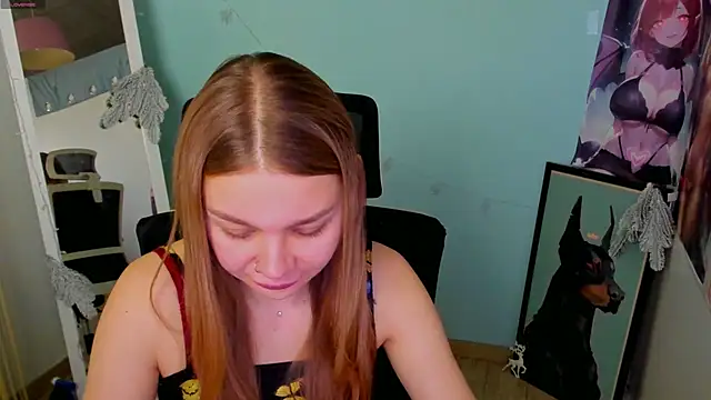 Molly sweetie online show from December 28, 2024, 7:11 am