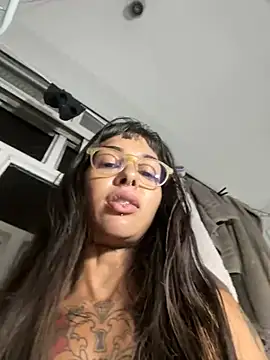 Nikatsu online show from February 2, 2025, 10:28 pm