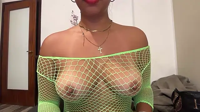 Dulce latingirl online show from July 13, 2026, 8:11 pm