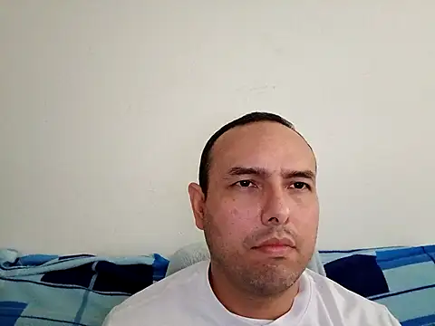 ElSunEagle online show from December 14, 2025, 7:18 pm