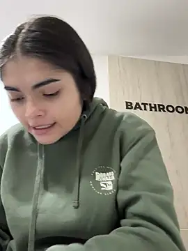 GiselOrtiz online show from February 14, 2025, 9:24 am