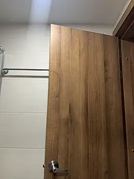 GiselOrtiz online show from December 17, 2025, 11:16 am