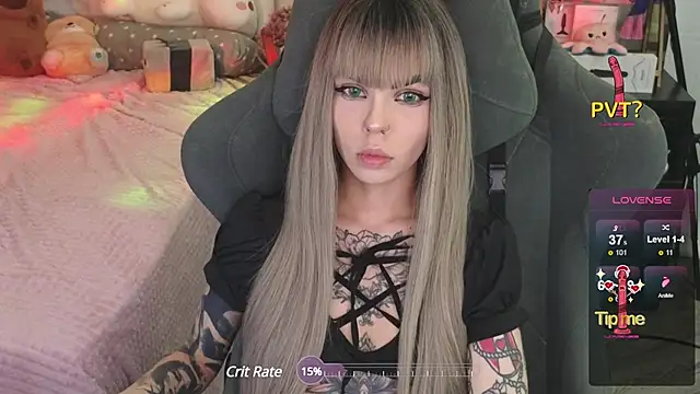 Kerry Kirk online show from February 1, 2025, 10:13 pm