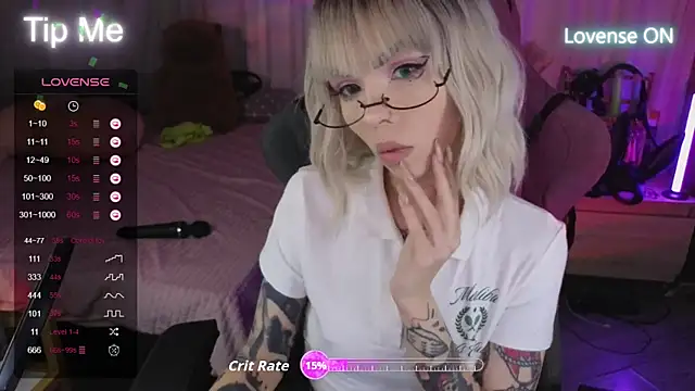 Kerry Kirk online show from October 3, 2025, 11:46 pm