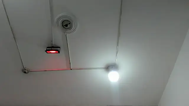  aurora18  online show from February 11, 2026, 3:11 am