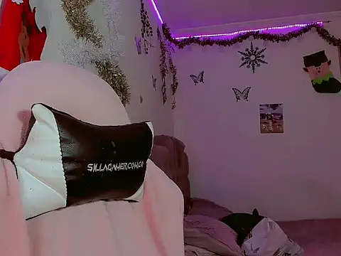 madisonx17 online show from January 11, 2026, 12:26 am