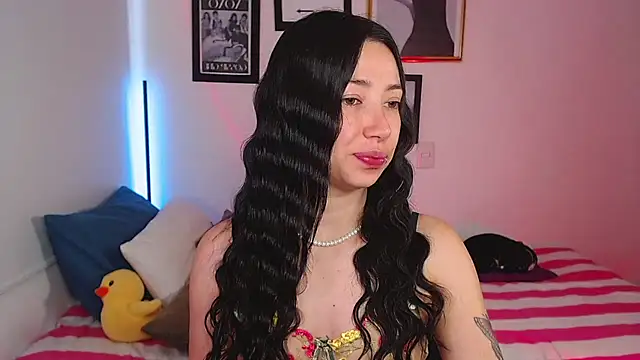 lilyy evanss online show from February 17, 2025, 9:41 pm