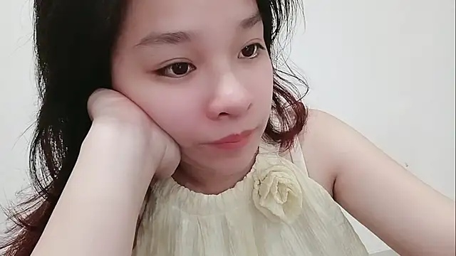 Milajinxi online show from April 22, 2026, 12:46 am