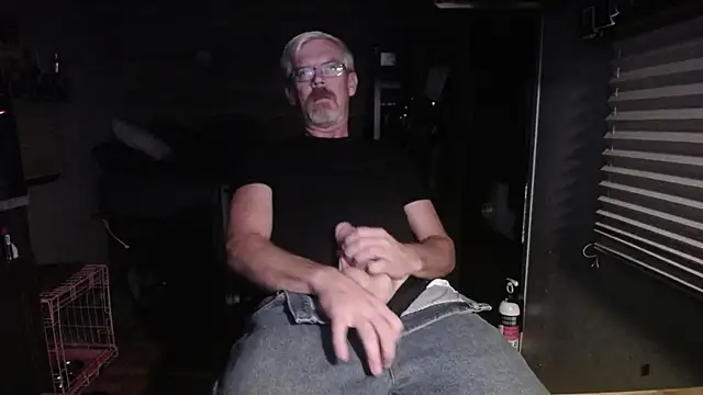 Di9ital069 online show from December 8, 2024, 5:07 am