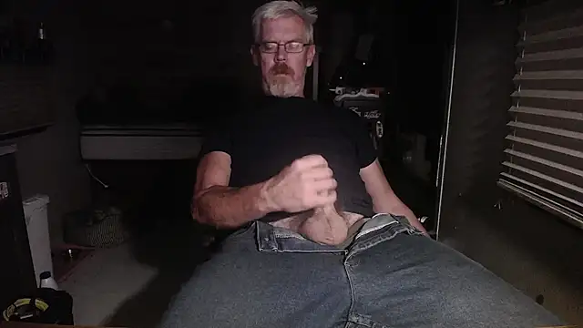 Di9ital069 online show from April 4, 2026, 5:06 am