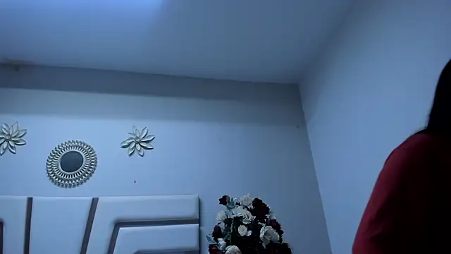 CamilaSofiia online show from March 17, 2025, 7:37 pm