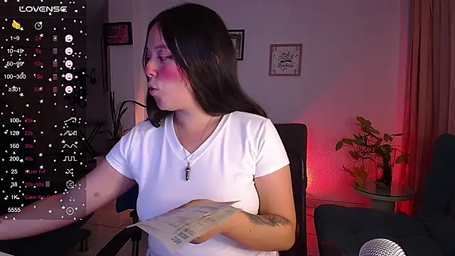 Lexie Thompson10 online show from March 9, 2025, 4:05 am