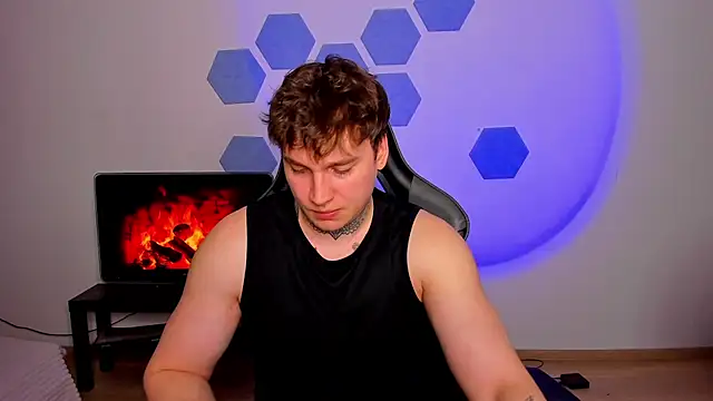 Chris Tyson online show from April 18, 2026, 10:08 am