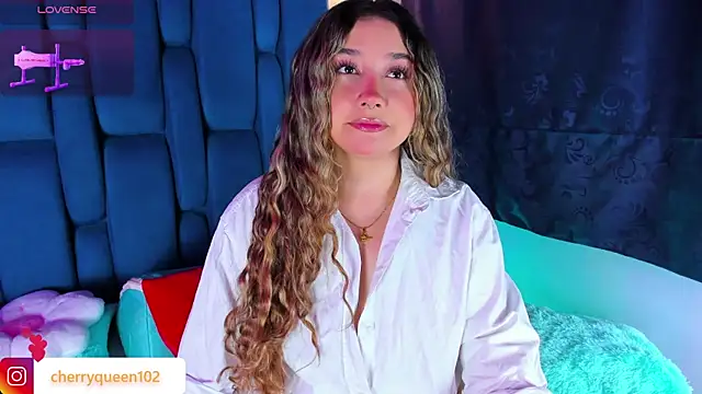 Cherryyquen online show from November 2, 2025, 8:00 pm