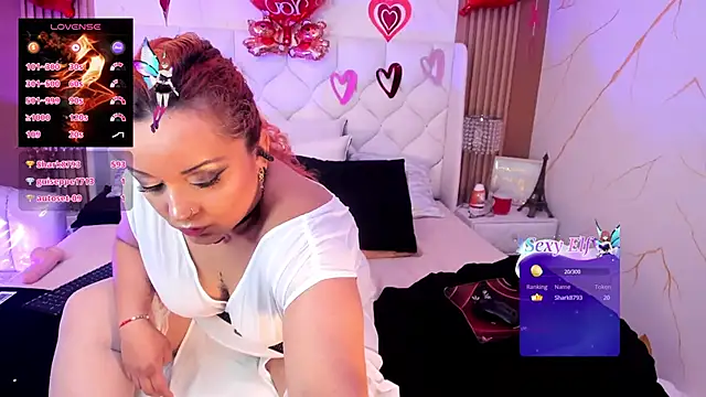 LilyyBigAss online show from February 3, 2025, 3:06 pm