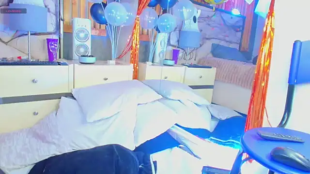 LilyyBigAss online show from October 15, 2025, 11:43 am