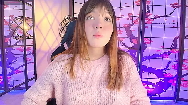 Fluffy Bubble21 online show from March 5, 2026, 4:19 am