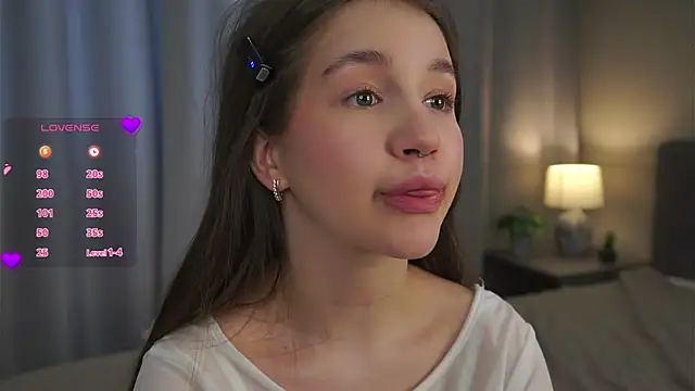 AmiLewis online show from February 12, 2025, 4:23 am