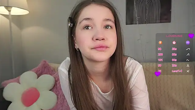 AmiLewis online show from February 19, 2025, 1:08 am