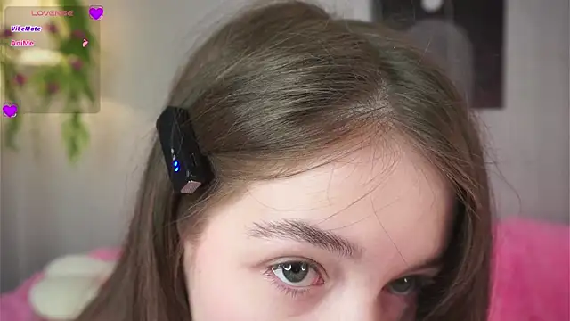 AmiLewis online show from February 26, 2025, 1:11 am