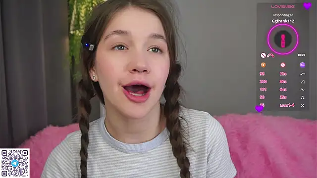 AmiLewis online show from March 5, 2025, 4:13 am