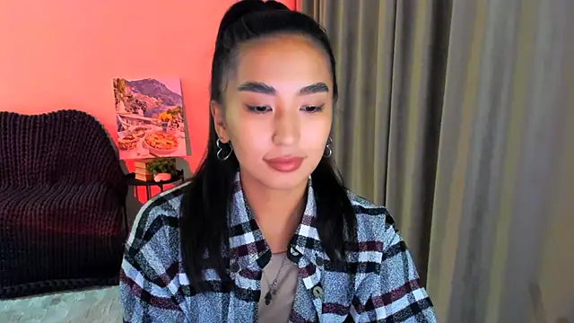 worldofkim online show from February 28, 2025, 8:18 pm