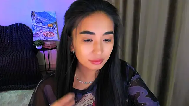 worldofkim online show from March 17, 2025, 6:00 pm