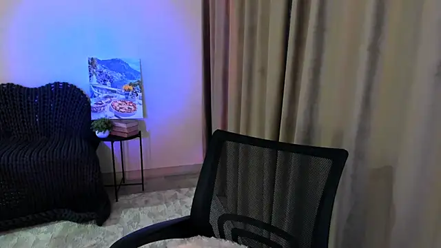 worldofkim online show from March 21, 2025, 4:40 pm