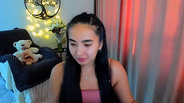 worldofkim online show from February 23, 2026, 4:54 am