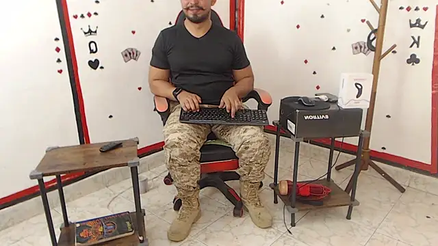 KalethBigDick online show from February 5, 2025, 4:47 pm