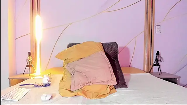 CheryHandsome online show from March 3, 2025, 8:00 pm