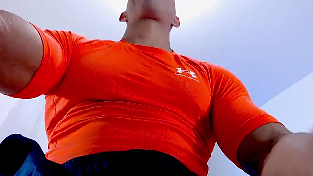 Antonywebb94 online show from April 21, 2026, 10:12 pm