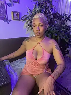 haiiley more online show from March 13, 2025, 3:54 am