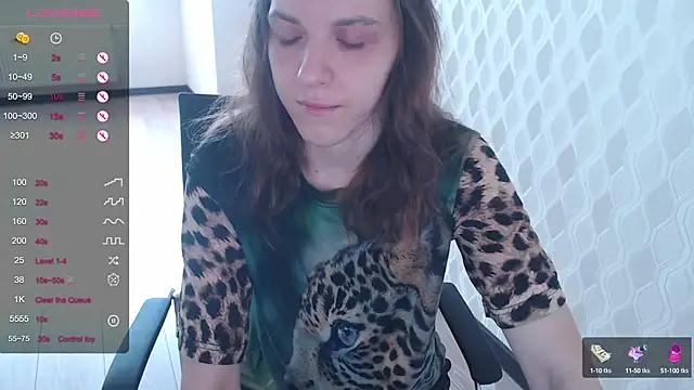 LisaHeart online show from October 10, 2025, 5:39 am