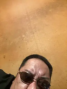 punk0805 online show from April 24, 2026, 3:36 pm