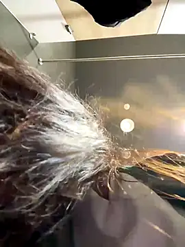 eveangelll online show from December 2, 2024, 12:18 pm