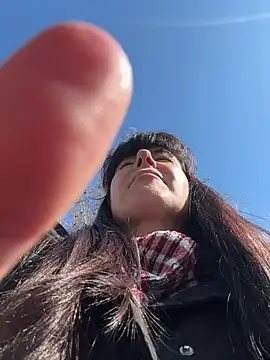 eveangelll online show from March 20, 2025, 11:38 am