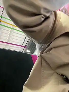 eveangelll online show from April 20, 2026, 8:50 am