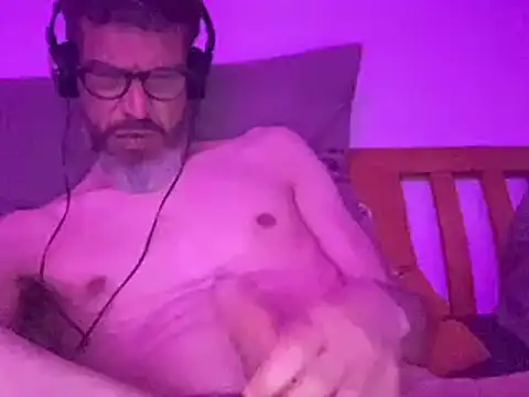 sirian69 online show from April 25, 2026, 12:13 am