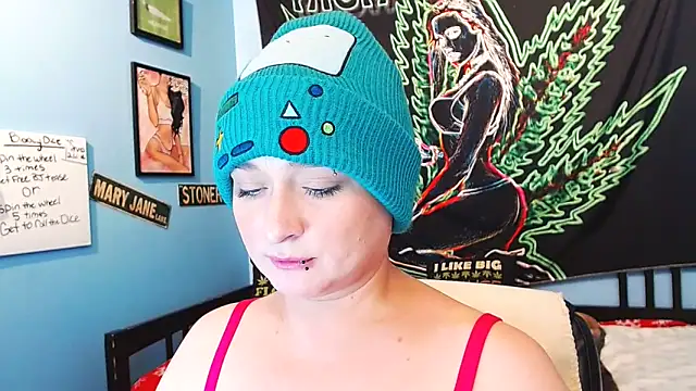 Snapshot of Chloenightmare chatting on March 11, 2025, 12:11 am Chloenightmare online show from March 11, 2025, 12:11 am