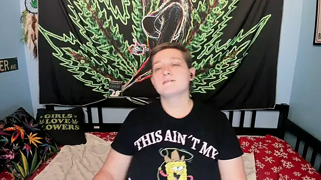 Snapshot of Chloenightmare chatting on December 16, 2025, 10:53 am Chloenightmare online show from December 16, 2025, 10:53 am