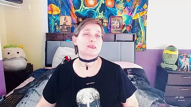 Snapshot of Chloenightmare chatting on February 21, 2026, 11:39 pm Chloenightmare online show from February 21, 2026, 11:39 pm