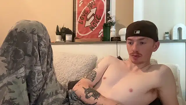 younghungginger online show from December 24, 2024, 7:22 pm