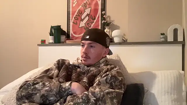 younghungginger online show from January 4, 2025, 12:59 am