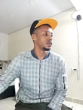 AlejoKhalifa  online show from March 9, 2025, 12:53 pm