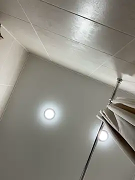 Yourdirtybitch online show from March 13, 2025, 5:33 am