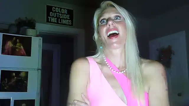 Glamazonx online show from October 23, 2025, 12:32 am