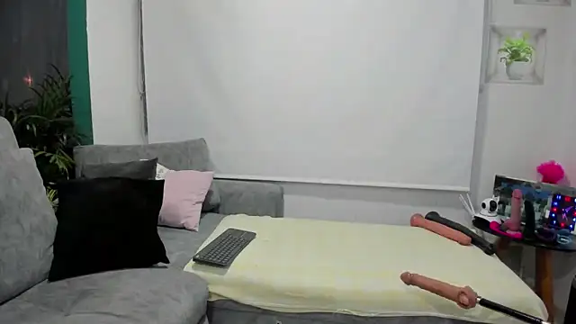 larossasexy online show from October 24, 2025, 11:01 pm