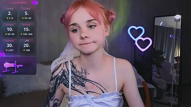 Britney Lynch online show from March 22, 2025, 9:53 pm