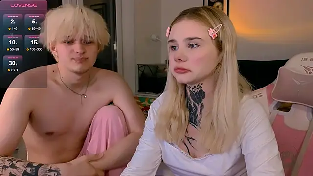 Britney Lynch online show from April 19, 2026, 7:05 pm